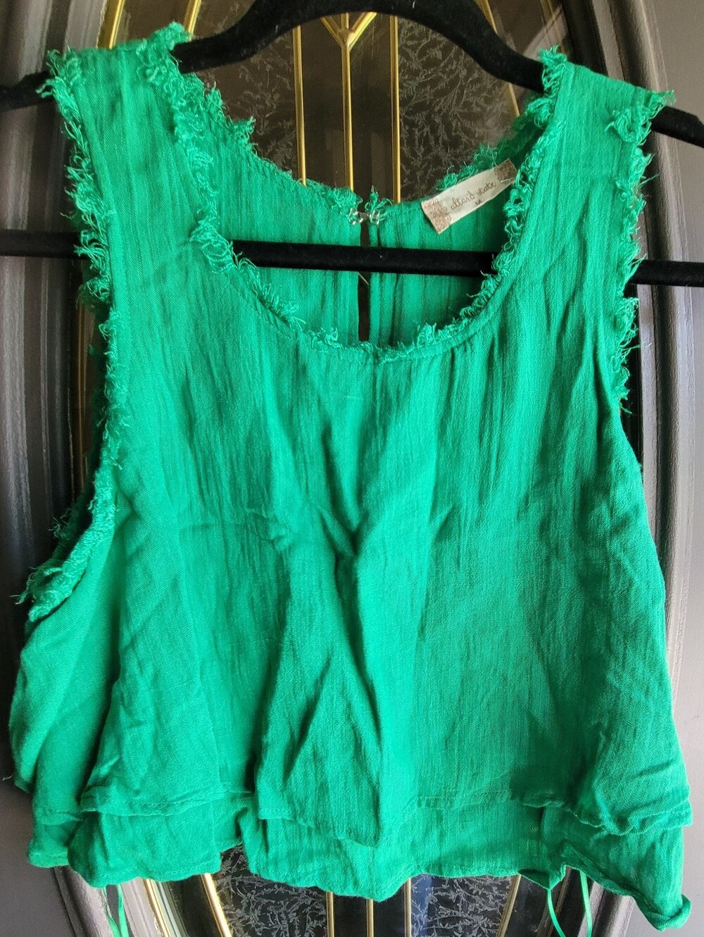 Altar'd State Bright Green Frayed Sleeveless Crop Top size medium.